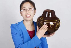 年销”土货”超100万元 重庆农村大妈手机”播”出大生意重庆手机「年销”土货”超100万元 重庆农村大妈手机”播”出大生意」