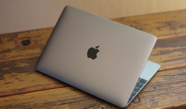 不止iPhone 17 Air，消息称苹果正研发可折叠iPhone，iPad和MacBook苹果折叠屏手机「不止iPhone 17 Air，消息称苹果正研发可折叠iPhone，iPad和MacBook」