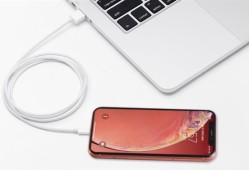 苹果官方iPhone电池保养小技巧引争议：被吐槽用手机太累了手机电池保养正确方法「苹果官方iPhone电池保养小技巧引争议：被吐槽用手机太累了」